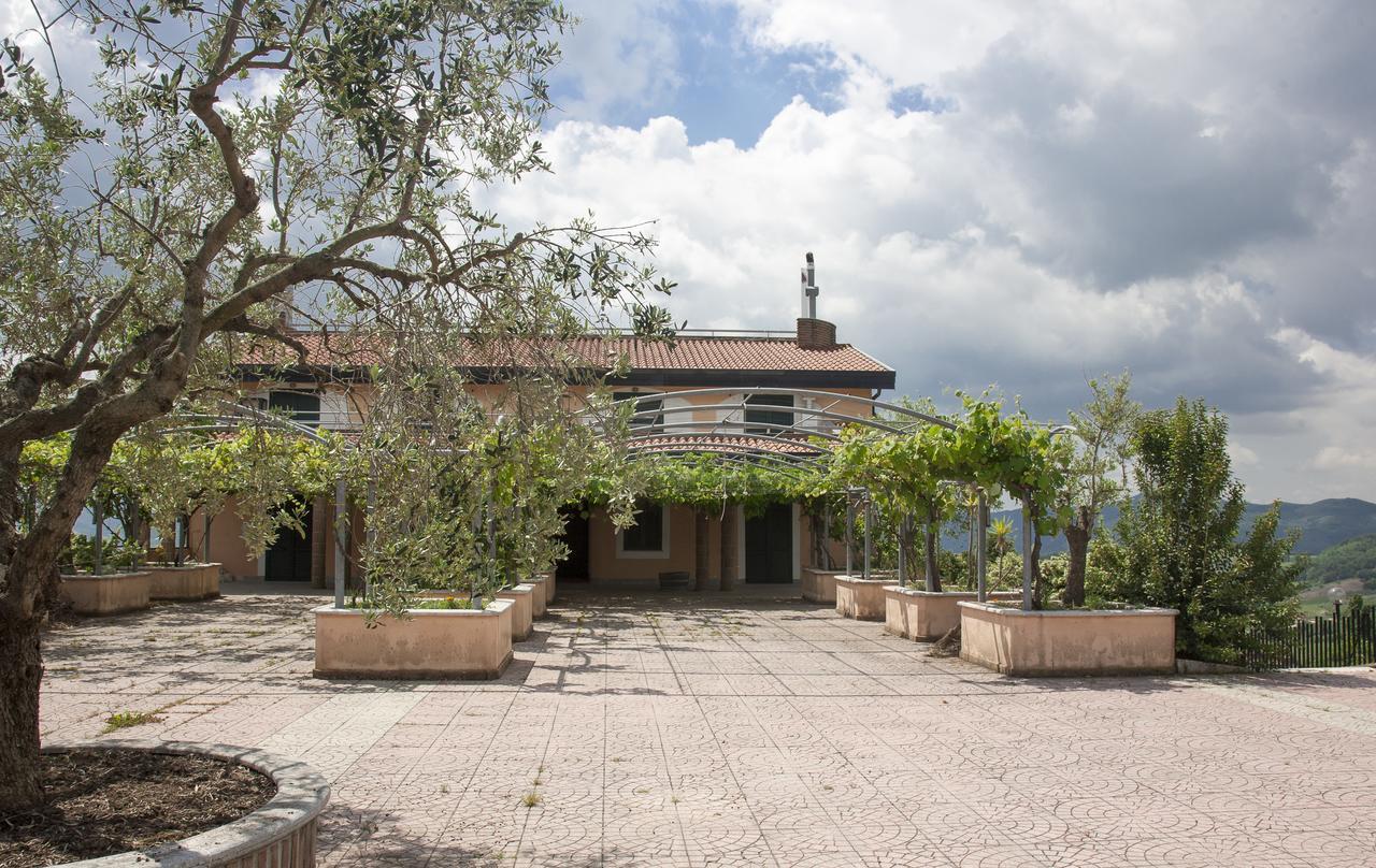 Lisandro Wine Resort Apartments Caserta Castel Campagnano Buitenkant foto